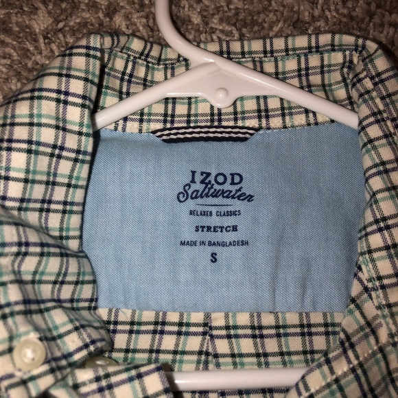 Izod Long Sleeve Button Up - Picture 2 of 2